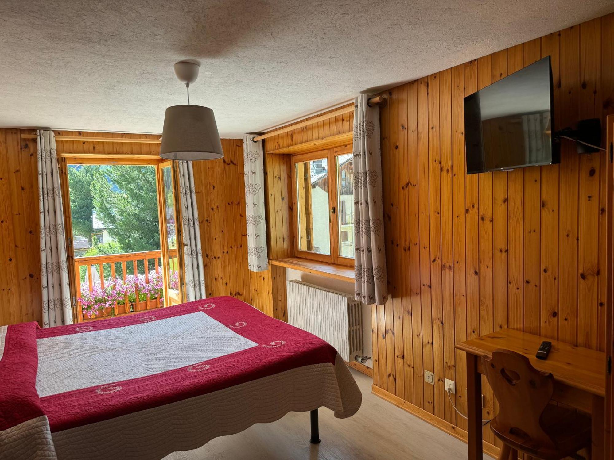 Hotel Ondezana กอนเญ ภายนอก รูปภาพ