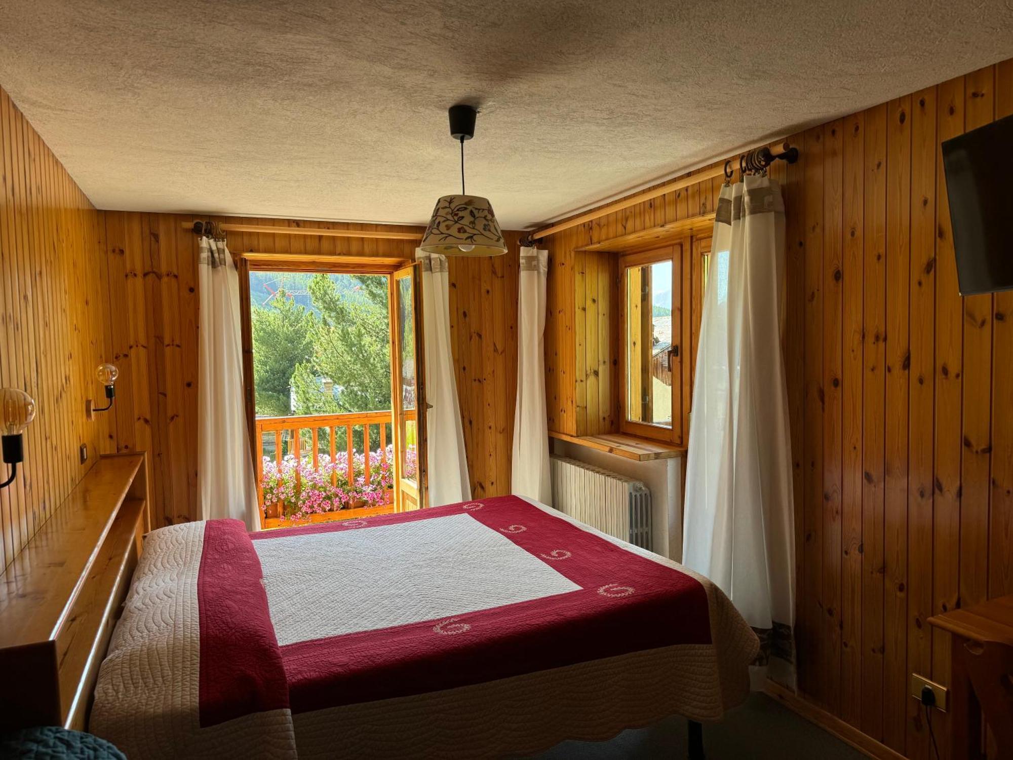 Hotel Ondezana กอนเญ ภายนอก รูปภาพ
